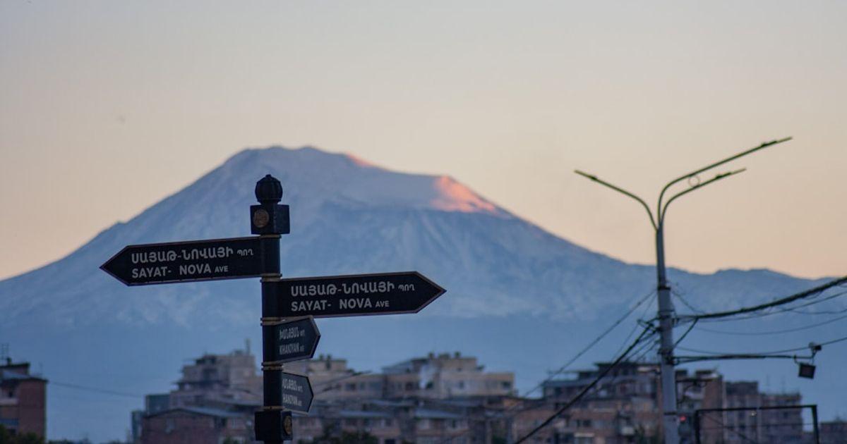 How to fix trailing slash issues in Netlify rewrites